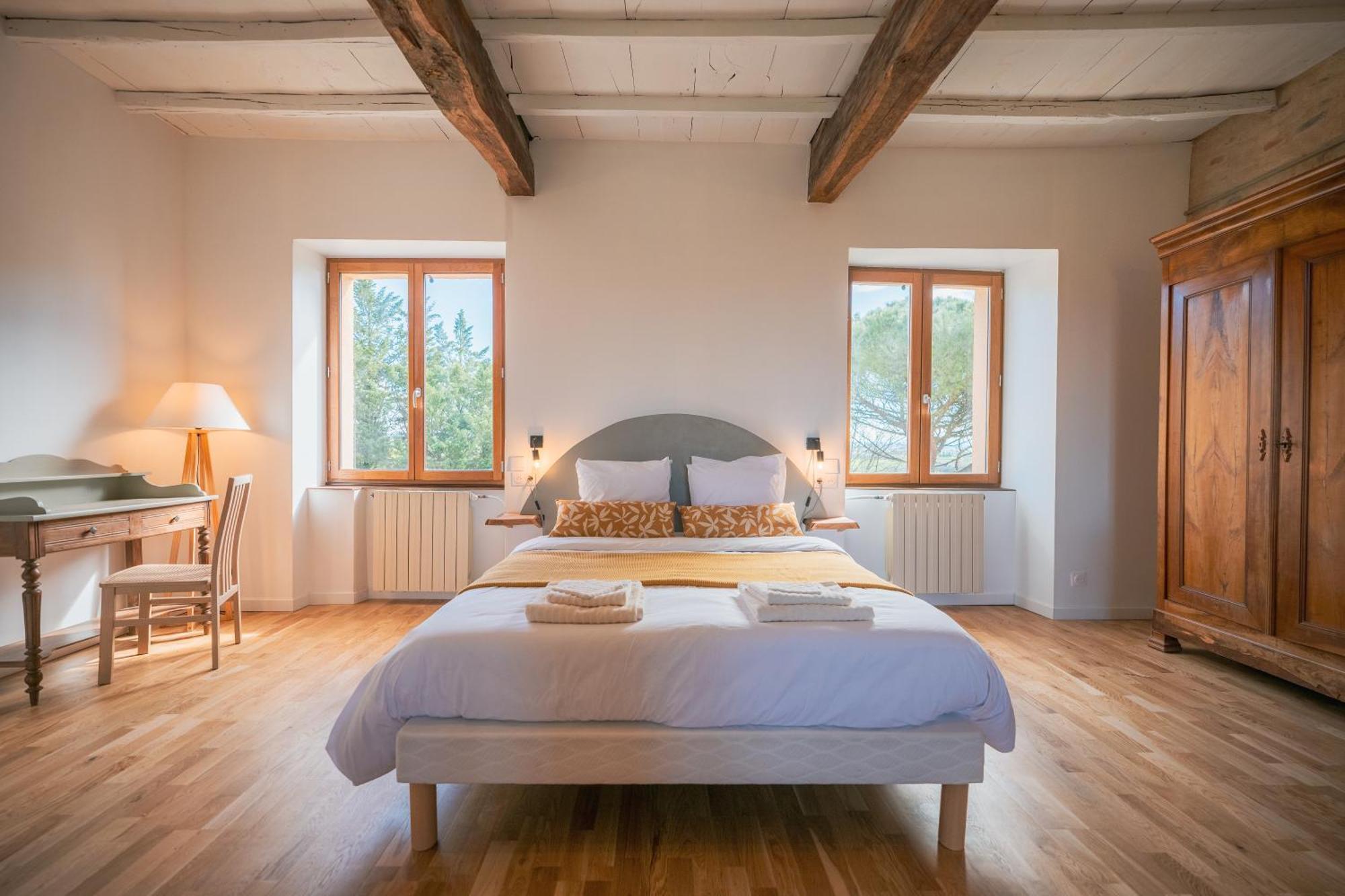 Chambres Et Table D'Hotes - Les Jardins De La Longagne Saussenac Zewnętrze zdjęcie